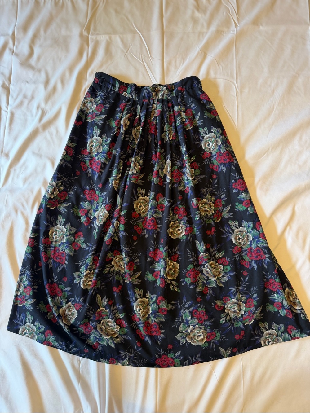 Separate issue Women's Floral Circle Skirt - Black with Red & Green Floral Print